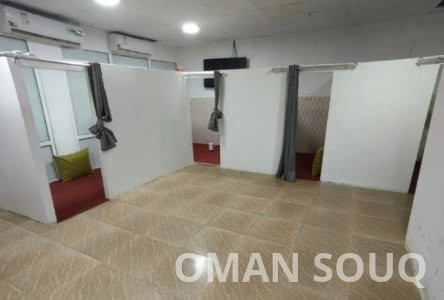 للبيع مطعم جاهز بجميع معداته وجاهز م عليك إلا تجي وتشتغل للتواصل اتصال