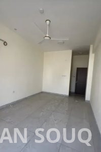 شقة استوديو للبيع في بوشر بسعر مغري